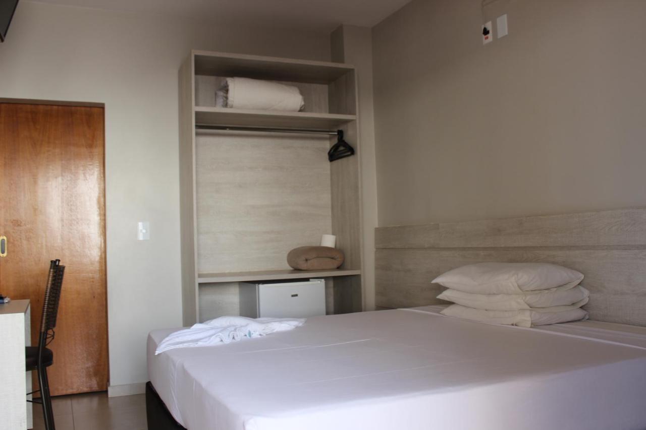 Sleep Hotel Toledo  Exterior foto